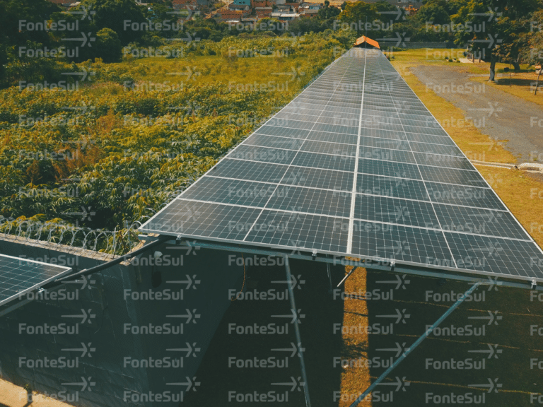 USINA FOTOVOLTAICA HÍPICA